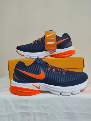 Tênis Masculino Nike ou Adidas Disponível Somente No Tamanho 40