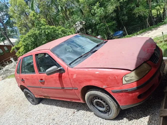 Volkswagen Gol 1.0 Plus 16V 4P 2001