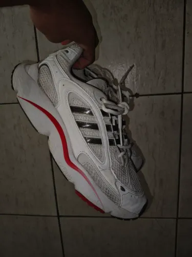 Tênis Adidas Ozmillen