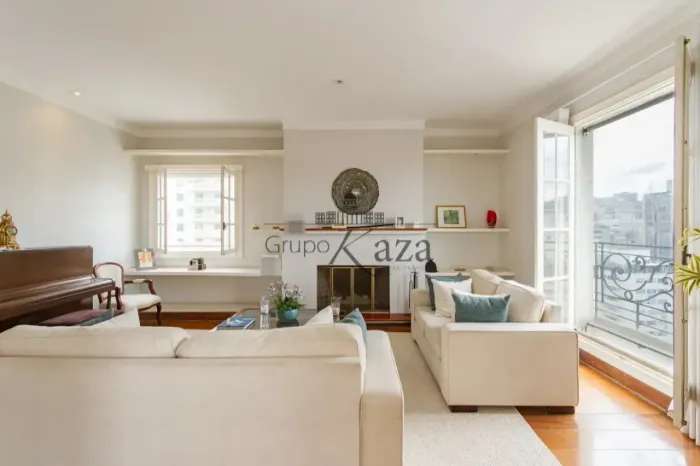 Cobertura Duplex - Jardim América - 5 Dormitórios - 578m².
