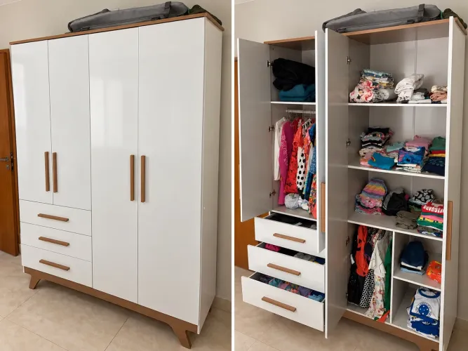 Guarda-roupa 4 portas e 3 gavetas - Branco com detalhes amadeirados