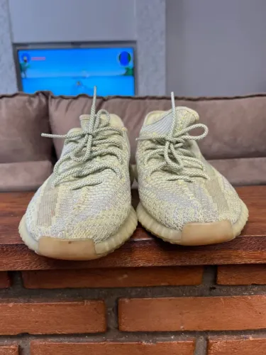 Vendo Adidas yeezy 42