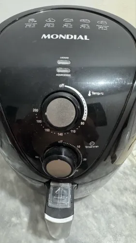 Air Fryer Mondial New Pratic AF-31 Preta 3,5L com Timer 220V