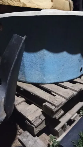 Vendo uma caixa da água