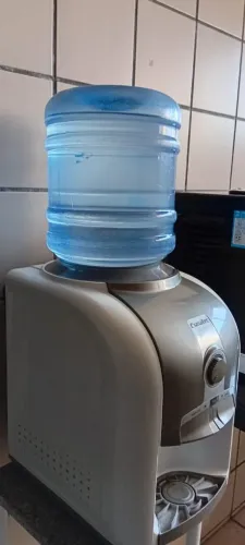 Gelagua Esmaltec + 07 Garrafões (vazios)