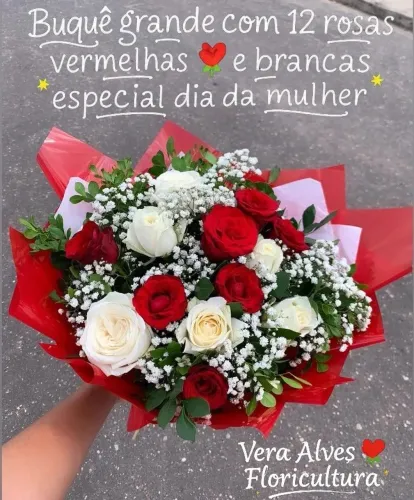 BUQUÊ GRANDE 12 ROSAS NATURAIS
