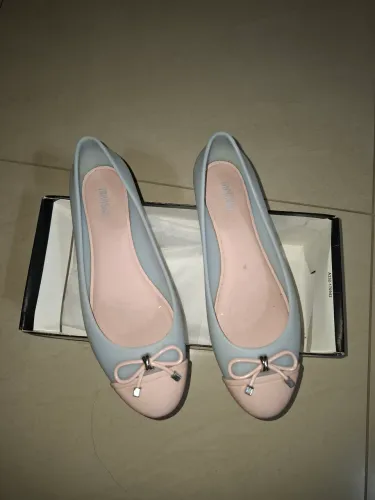 Melissa tam 35