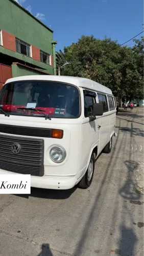 Volkswagen Kombi Standard 1.4 MI Total Flex 8V 2013