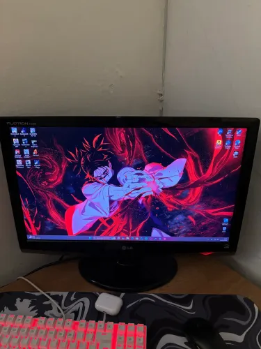 Monitor LG Flatron E2355