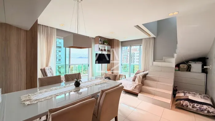 Linda cobertura duplex na Beiramar Norte