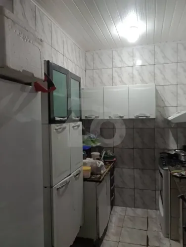 Imóvel no Bugio com 3 Casas Alugadas, Ponto Comercial e Casa Principal
