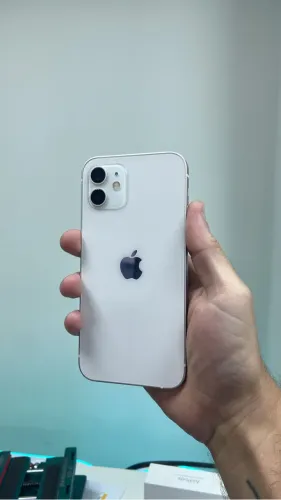 iPhone 12 branco 64GB