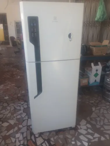 Geladeira Electrolux Frost Free 
