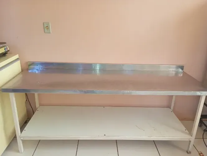 Mesa inox pra açougue ou comercial 