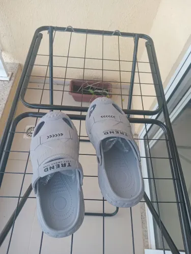 Vendo chinelo