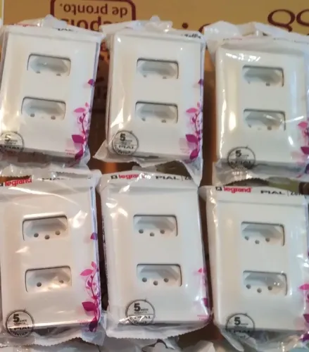 Kit 6 unidades tomada dupla PIAL LEGRAND