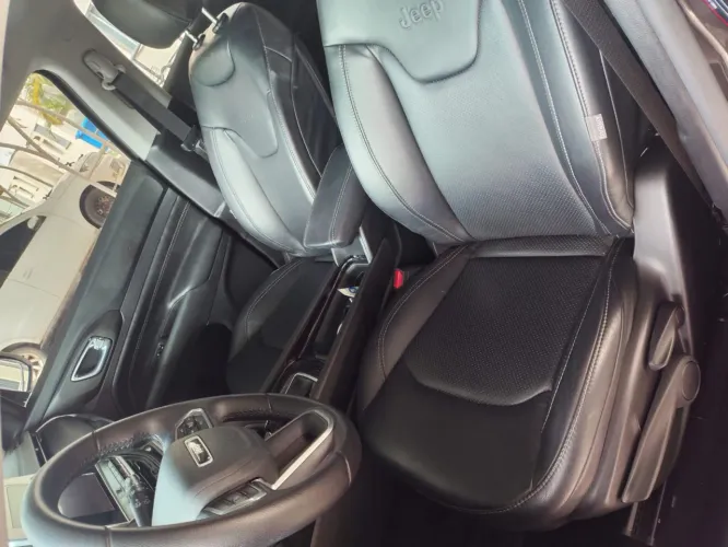 Jeep Compass Sport T270 1.3 TB 4X2 Flex AUT 2025