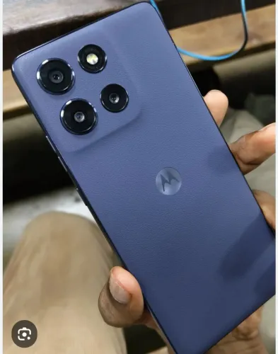 Vendo celular novinho moto g 86 sem nenhum arranhão