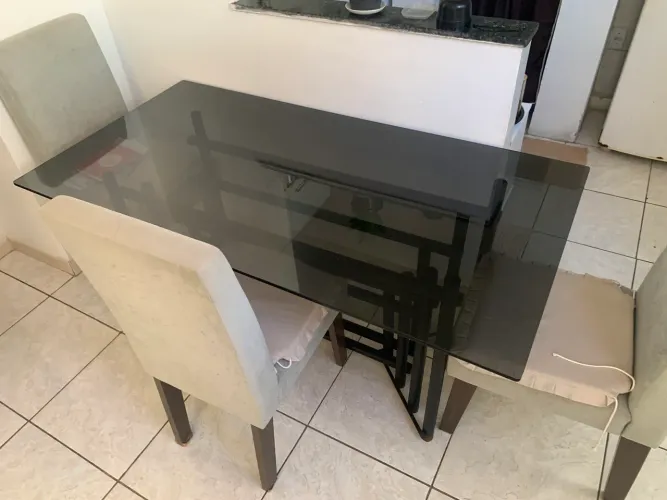 Mesa 4 Cadeiras