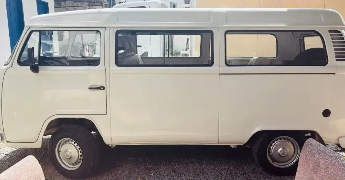 Volkswagen Kombi Standard 1.4 MI Total Flex 8V 2014