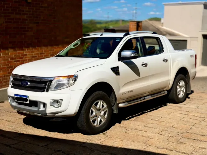 Ford Ranger Limited 3.2 20V 4X4 CD Aut. Dies. 2014