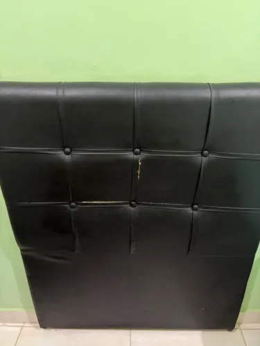 Cama de solteiro + cabeceira 