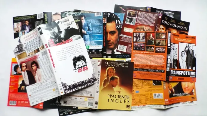 Lote c/ 15 Encartes Originais P/ Capas de DVDs de Filmes Variados (Sem o Disco) - Usado