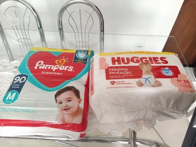 Fraldas Huggies e Pampers