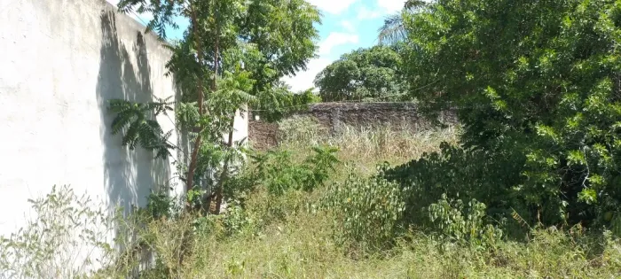 *{* Terreno - murado - excelente - 1500 m² - Lot. Bosque de Arembepe *}*