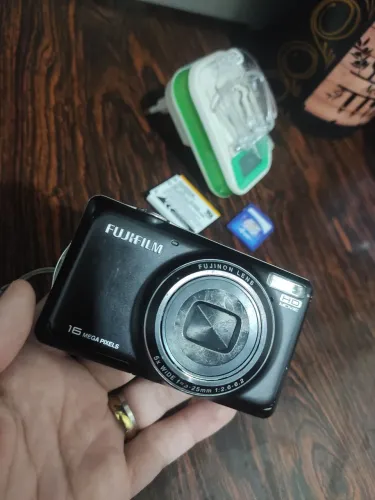 Câmera digital Fujifilm 16 mp !!!