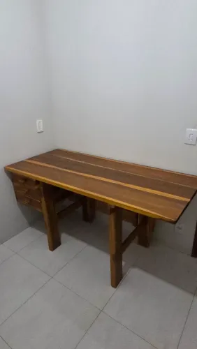 Mesa de Teca para escritório/estudos
