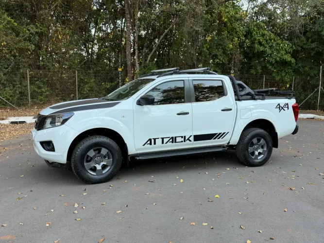 Nissan Frontier Attac.cd 4X4 2.3 Bi-TB Die. AUT 2019