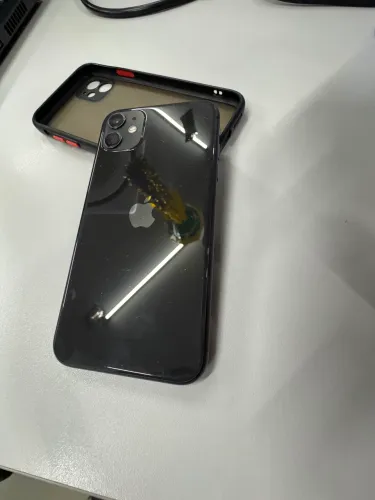 Iphone 11(SEM NENHUM TRINCO)