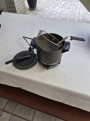 FRITANELA ELÉTRICA PLUS WALITA