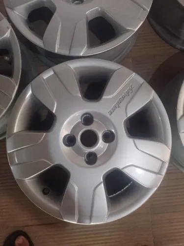 Jogo de Rodas Fiat adventure original