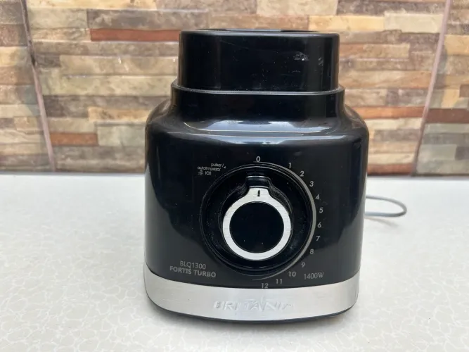 Liquidificador para retirar peças