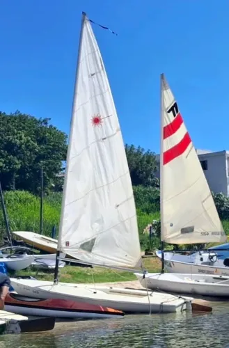 Veleiro Laser - Excelente Estado de Conservação