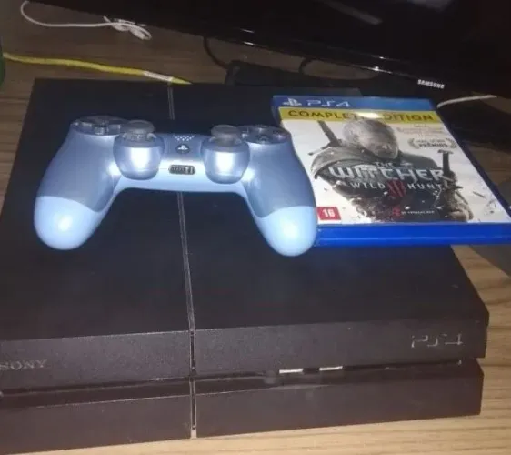 Vendo ps4 usado interesse chama no privado