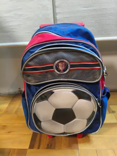 Mochila De Rodinha Infantil Masculina Futebol Azul - Bagagio