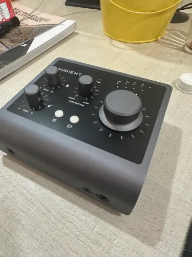 Audient ID4 MKii SEMINOVA