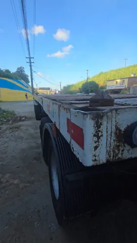 Carreta porta container radon