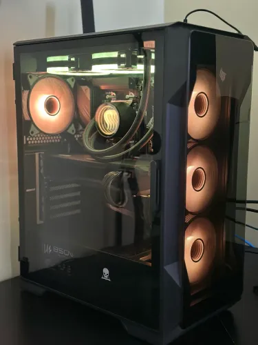 Setup Gamer Completo High-End - Ryzen 7 9800X3D + RX 7900XT + Monitor 240Hz 2k