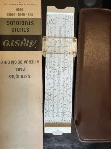 Régua de Cálculo Analógica de Bolso Aristo Studio (Modelo 868)
