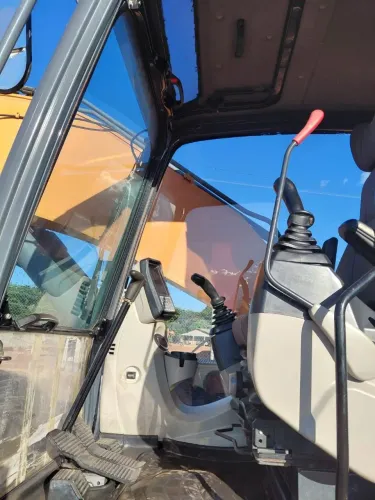 Escavadeira Hidráulica CX220C SÉRIE 2 ANO 2016