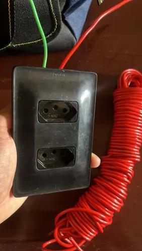 Tomada Pial + Fio