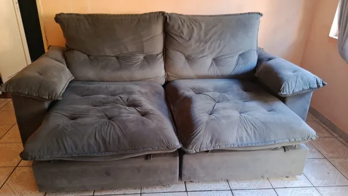 Vendo sofá retrátil 2,50metros
