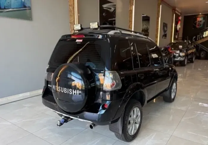 Mitsubishi Pajero TR4 2.0/ 2.0 Flex 16V 4X4 Aut. 2012