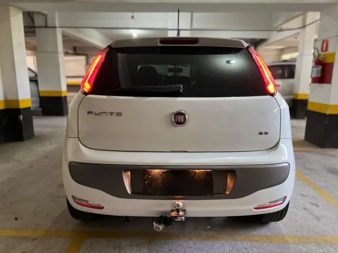 Fiat Punto Essence 1.6 Flex 16V 5P 2013