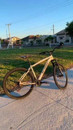 Bicicleta KSW Aro 29