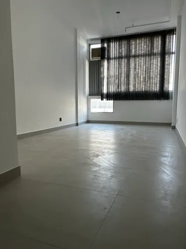 ALUGO EXCELENTE SALA COMERCIAL 